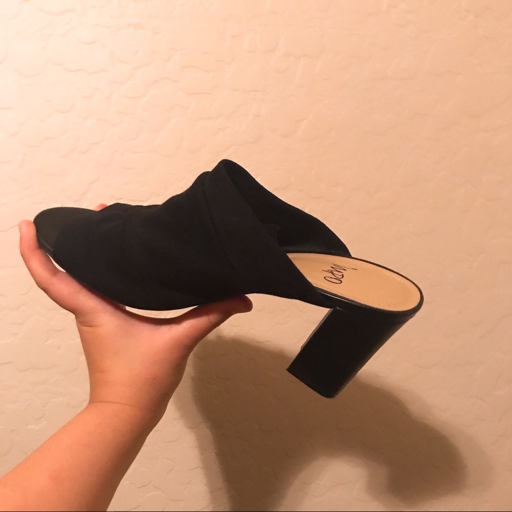 Black heel